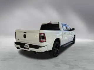 Ram 1500 2021 4x2 Laramie 4dr Crew Cab 5.6 ft. SB Pickup