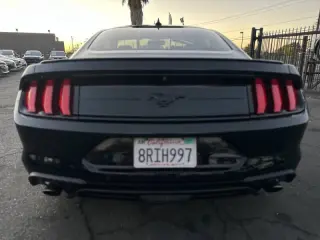 2020 Ford Mustang