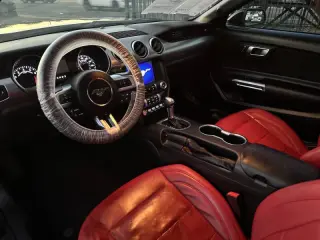 2020 Ford Mustang