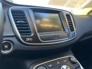 2016 Chrysler 200
