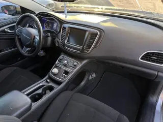 2016 Chrysler 200