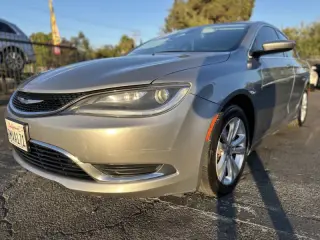 2016 Chrysler 200