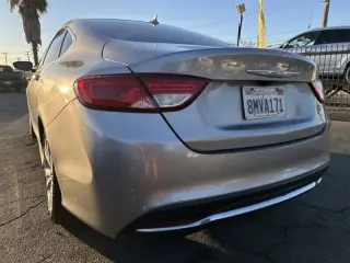 2016 Chrysler 200