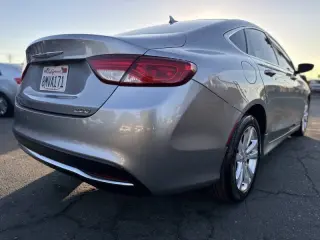 2016 Chrysler 200