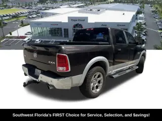 Ram 1500 2017 4x4 Laramie 4dr Crew Cab 5.5 ft. SB Pickup