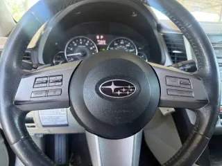 Subaru Outback 2011