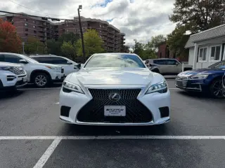 2023 Lexus LS