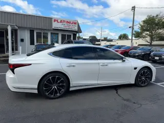 2023 Lexus LS