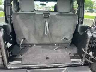 Jeep Wrangler 2025 4x4 Deportivo 2 SUV