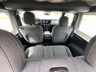 Jeep Wrangler 2025 4x4 Deportivo 2 SUV