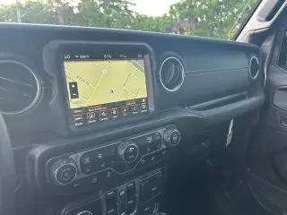 Jeep Wrangler Unlimited 2022 4x4 Sahara SUV de 4 puertas