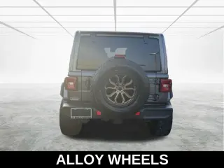 Jeep Wrangler Unlimited 2022 4x4 Sahara SUV de 4 puertas