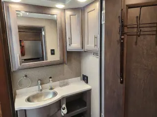 Chasis de autocaravana Ford 2020