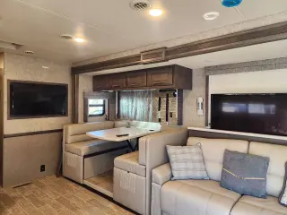 Chasis de autocaravana Ford 2020