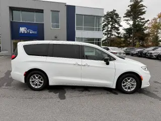 2025 Chrysler Pacifica