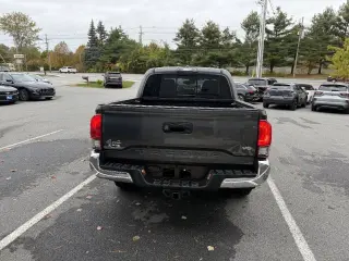 Toyota Tacoma 2018
