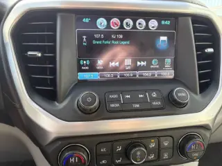 2017 GMC Acadia