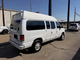 Ford E-Series 2014