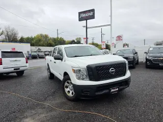 2017 Nissan Titan