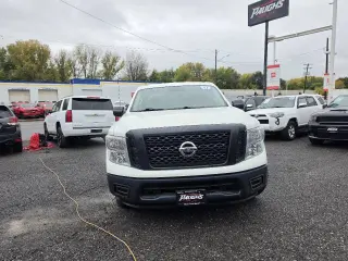 2017 Nissan Titan