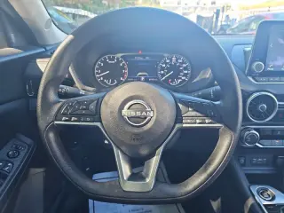 Nissan Sentra del año 2025