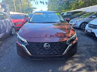 Nissan Sentra del año 2025