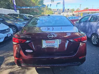 Nissan Sentra del año 2025