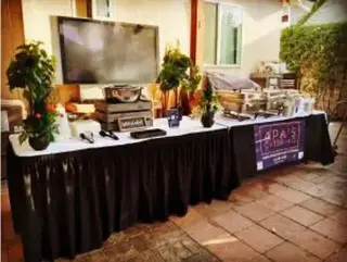 APA'S KITCHEN BUFFET