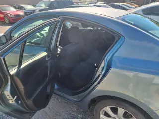 2011 Mazda MAZDA3 I TOURING