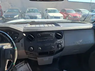 2011 Ford F-250 SD XL