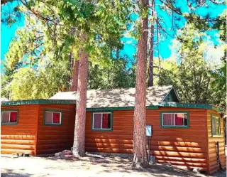 ¡CASA EN IDYLLWILD DISPONIBLE!