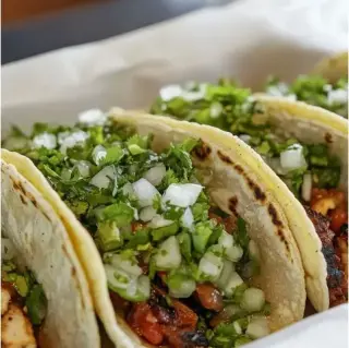 🌮 Auténticos Tacos