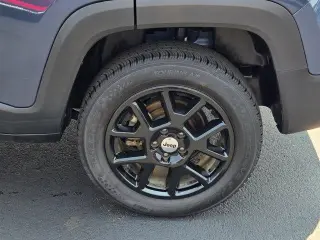 Jeep Renegade 2023 4x4 Latitude 4dr SUV