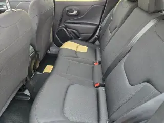 Jeep Renegade 2023 4x4 Latitude 4dr SUV