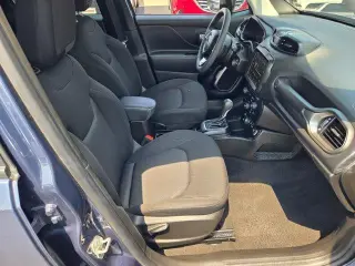 Jeep Renegade 2023 4x4 Latitude 4dr SUV