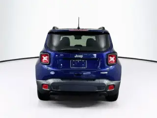 Jeep Renegade 2019 Latitude 4dr SUV