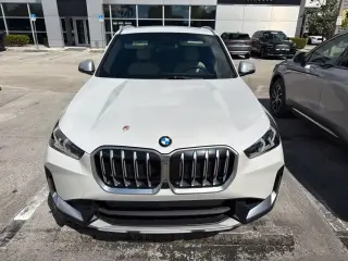 BMW X1 2024 AWD xDrive28i 4dr Vehículo Deportivo de Actividad
