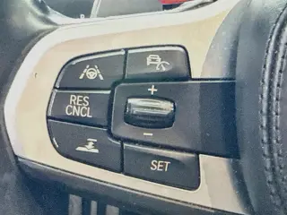 BMW M5 2018 AWD 4dr Sedán