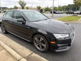 Audi A4 2018 AWD 2.0T quattro Premium Plus 4dr Sedan 7A con selección de verano de Audi