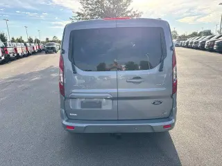 Ford Transit Connect 2022 XLT Minivan 4 puertas LWB con puertas de carga traseras