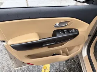 Kia Sedona 2015 LX 4dr Mini-Van