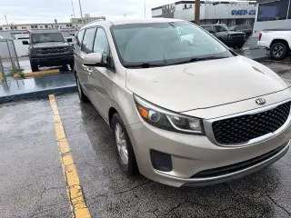 Kia Sedona 2015 LX 4dr Mini-Van