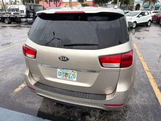 Kia Sedona 2015 LX 4dr Mini-Van