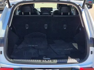 Genesis GV70 2025 AWD 2.5T Standard 4dr SUV