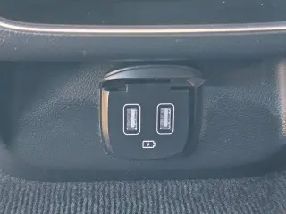 Genesis GV70 2025 AWD 2.5T Standard 4dr SUV