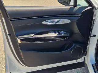 Genesis GV70 2025 AWD 2.5T Standard 4dr SUV