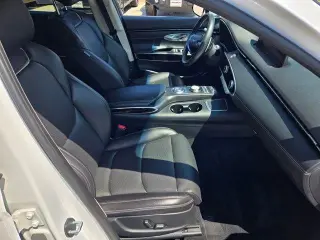 Genesis GV70 2025 AWD 2.5T Standard 4dr SUV