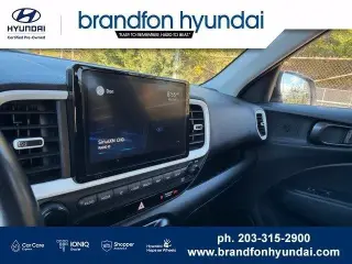 Hyundai VENUE 2022 Limited 4dr Crossover