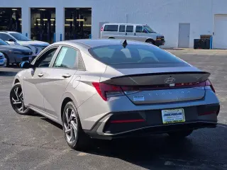 Hyundai ELANTRA 2025 SEL Sport 4dr Sedán