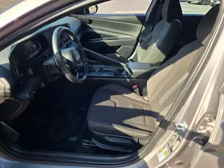 Hyundai ELANTRA 2025 SEL Sport 4dr Sedán